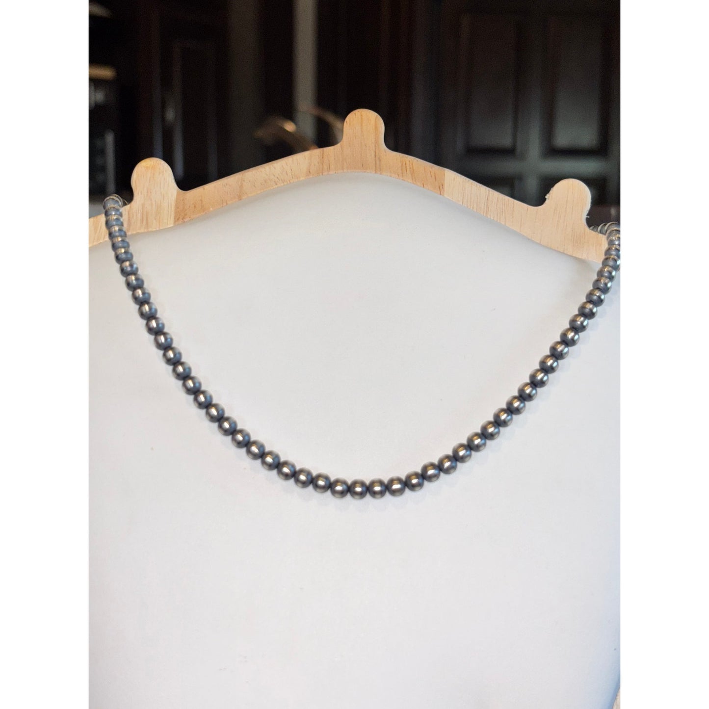 8mm Sterling Silver Pearl Southwestern Choker Necklace – 16"