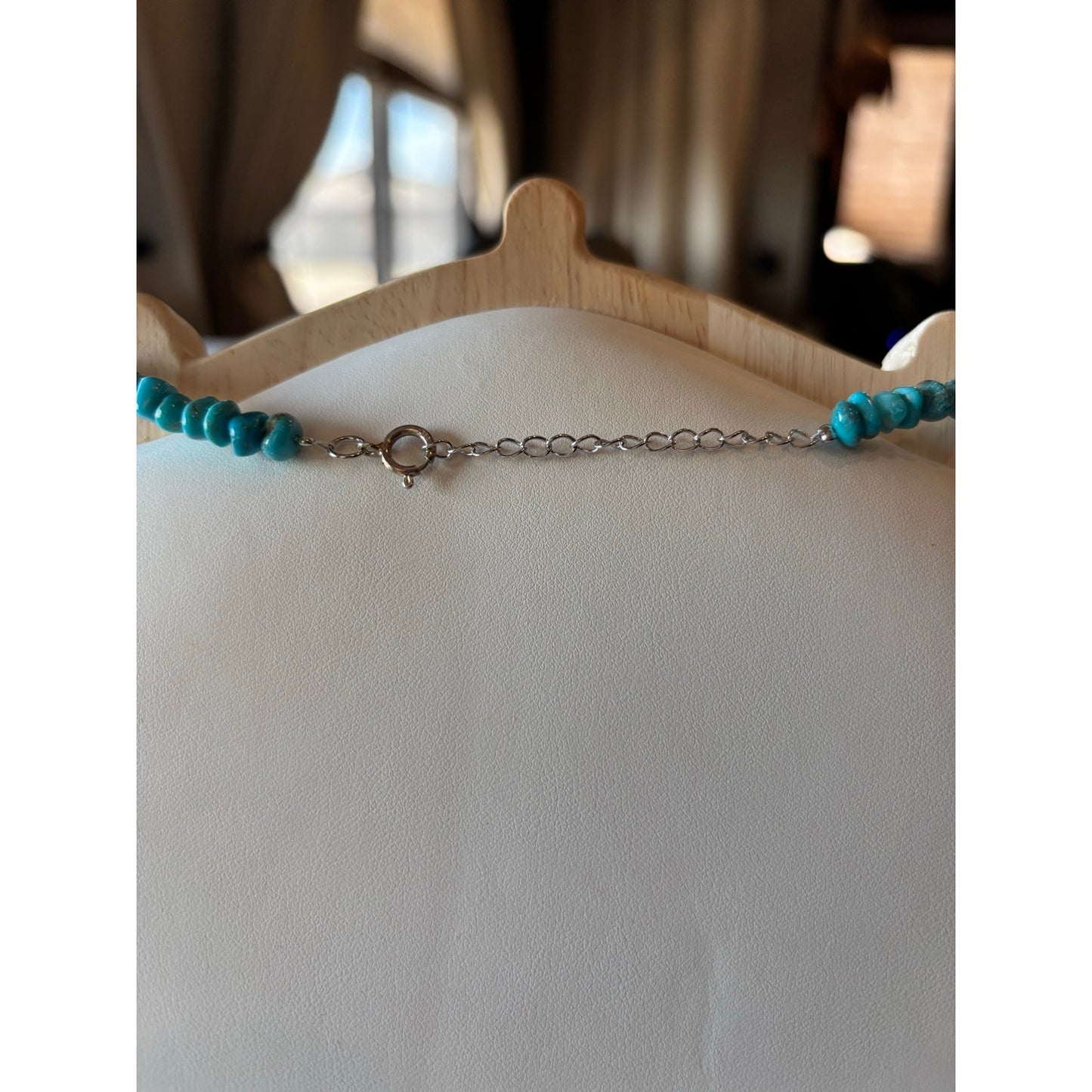 Turquoise polished stone necklace. 18”