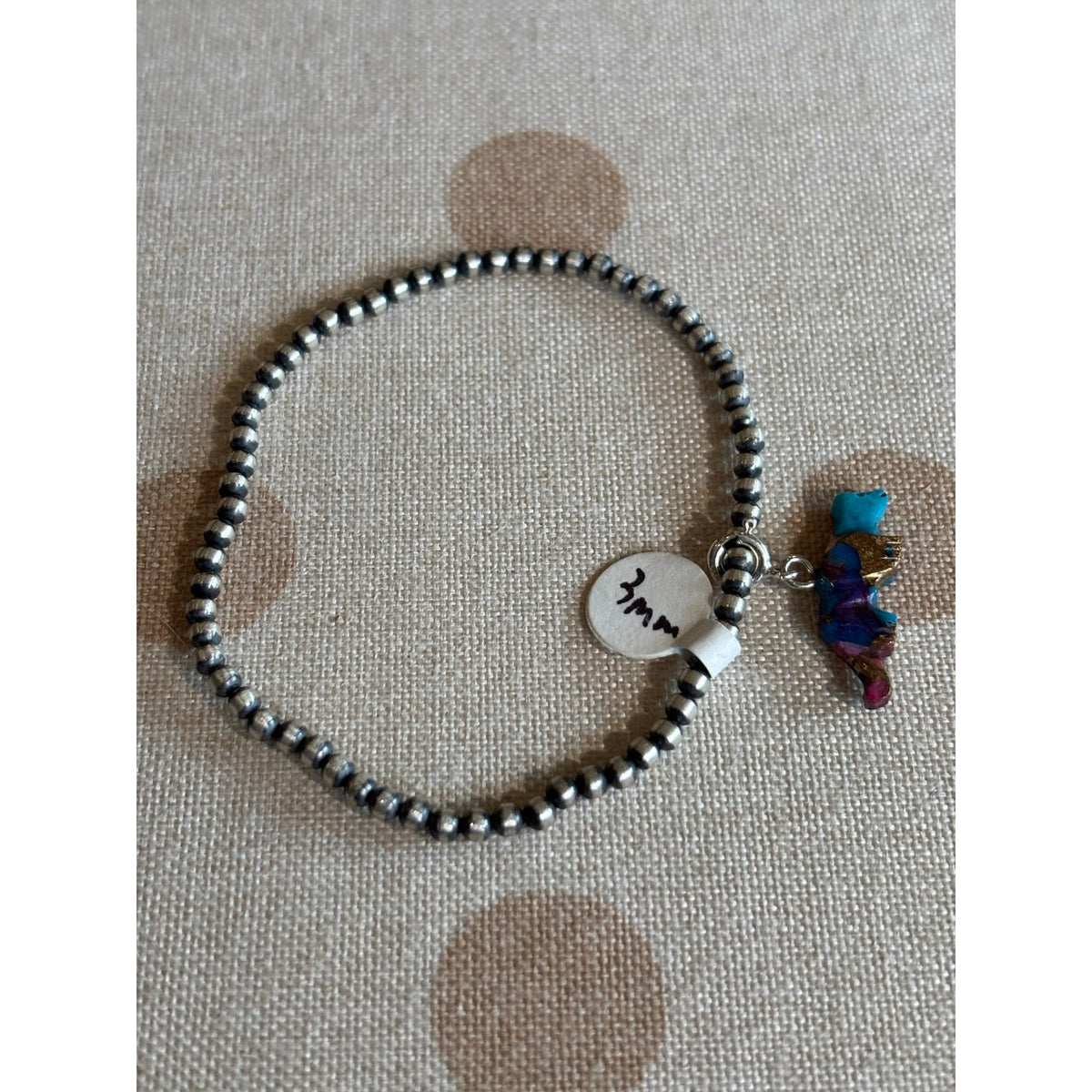 Southwestern 3mm Pearl Bead 7" Bracelet with Hand-Carved Spiny Orange Wolf Charm