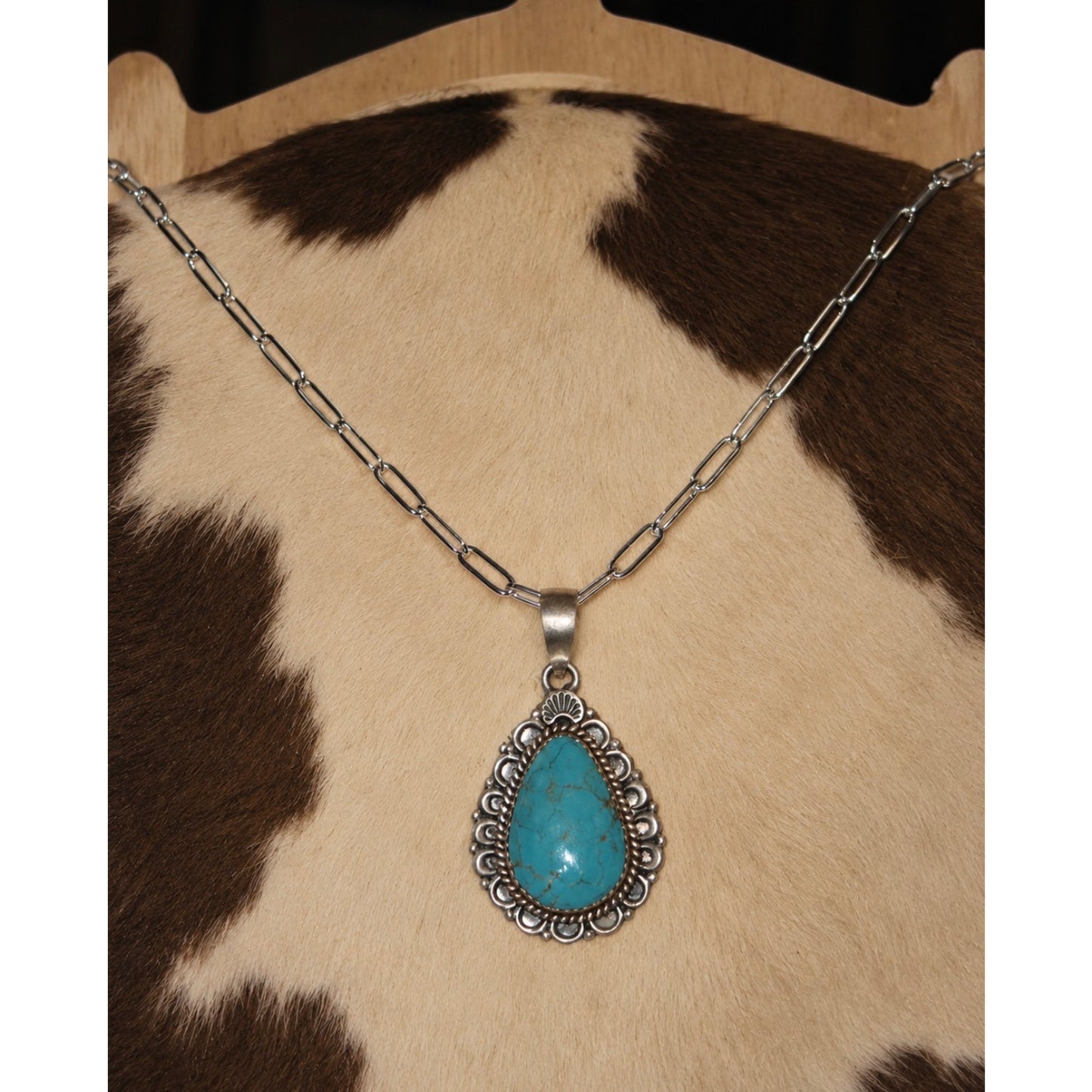 Kingman Turquoise Pendant Necklace set in Sterling Silver w Paperclip Chain