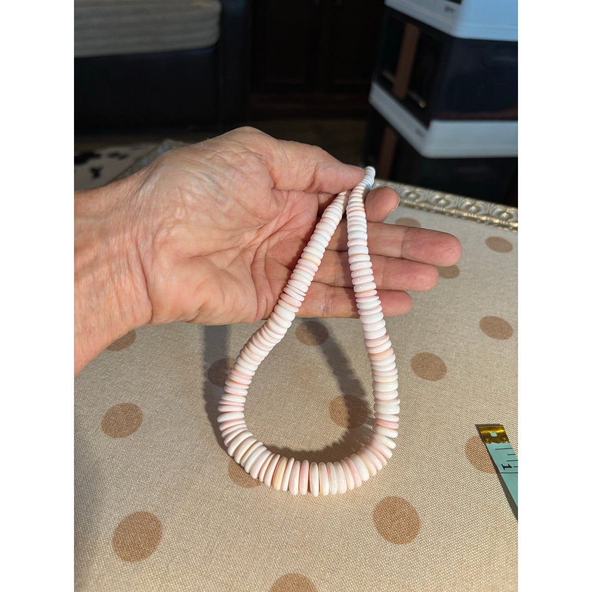 Pink Conch Shell Graduated Disc Bead Necklace | Western Statement Necklace 16"