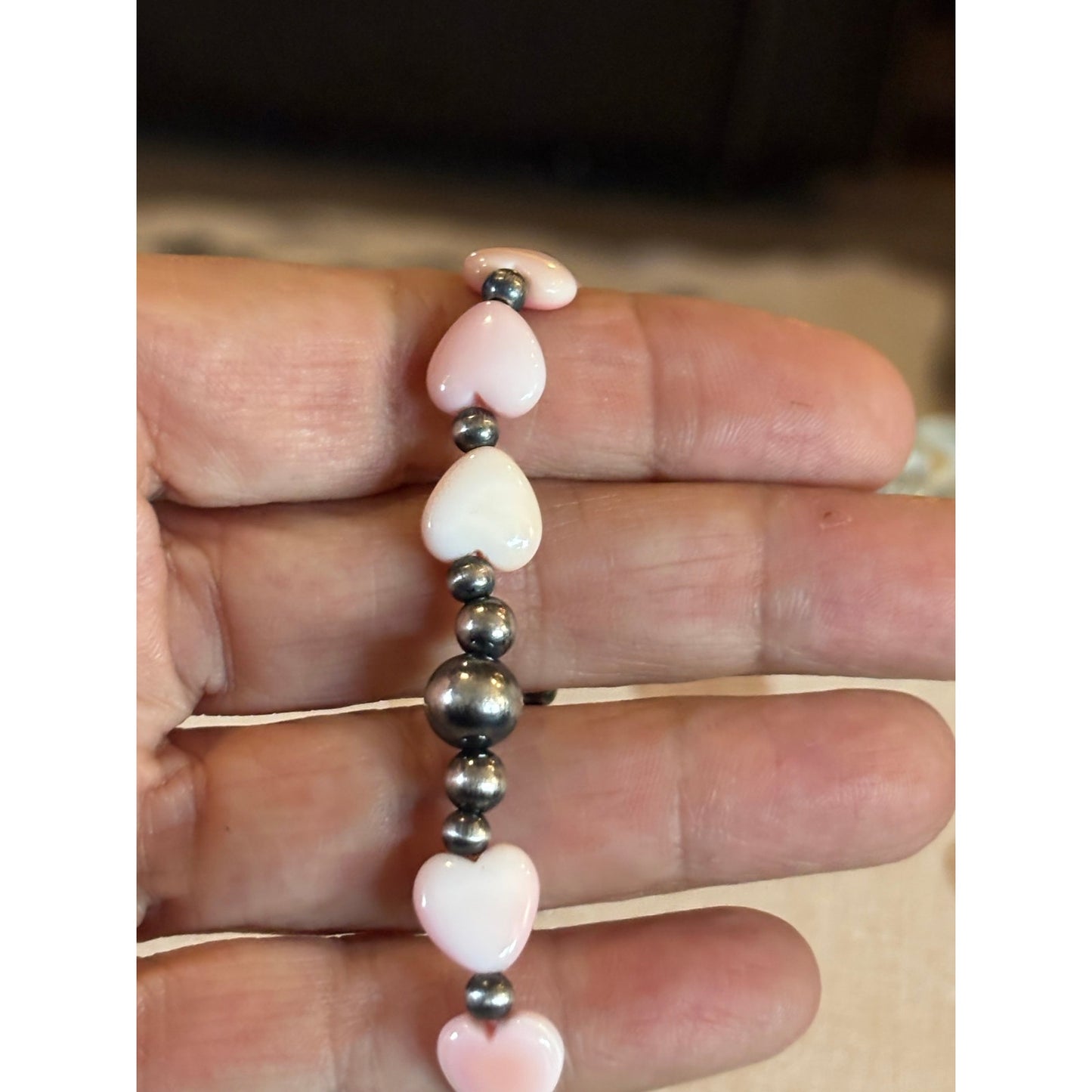 Pink Conch and Pearl Beaded Bracelet size 6