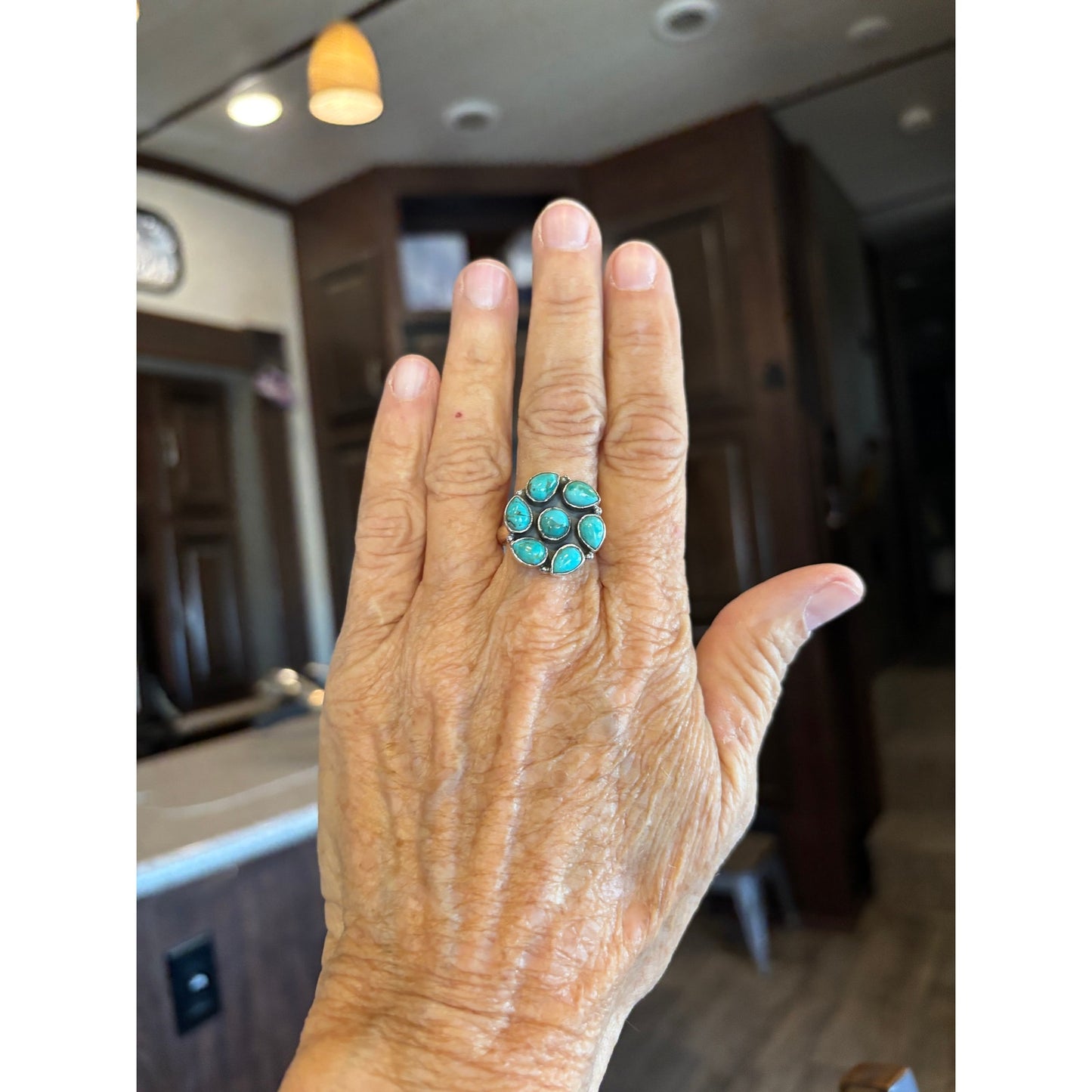 Kingman Mohave Turquoise Cluster Ring, 925 Sterling Silver