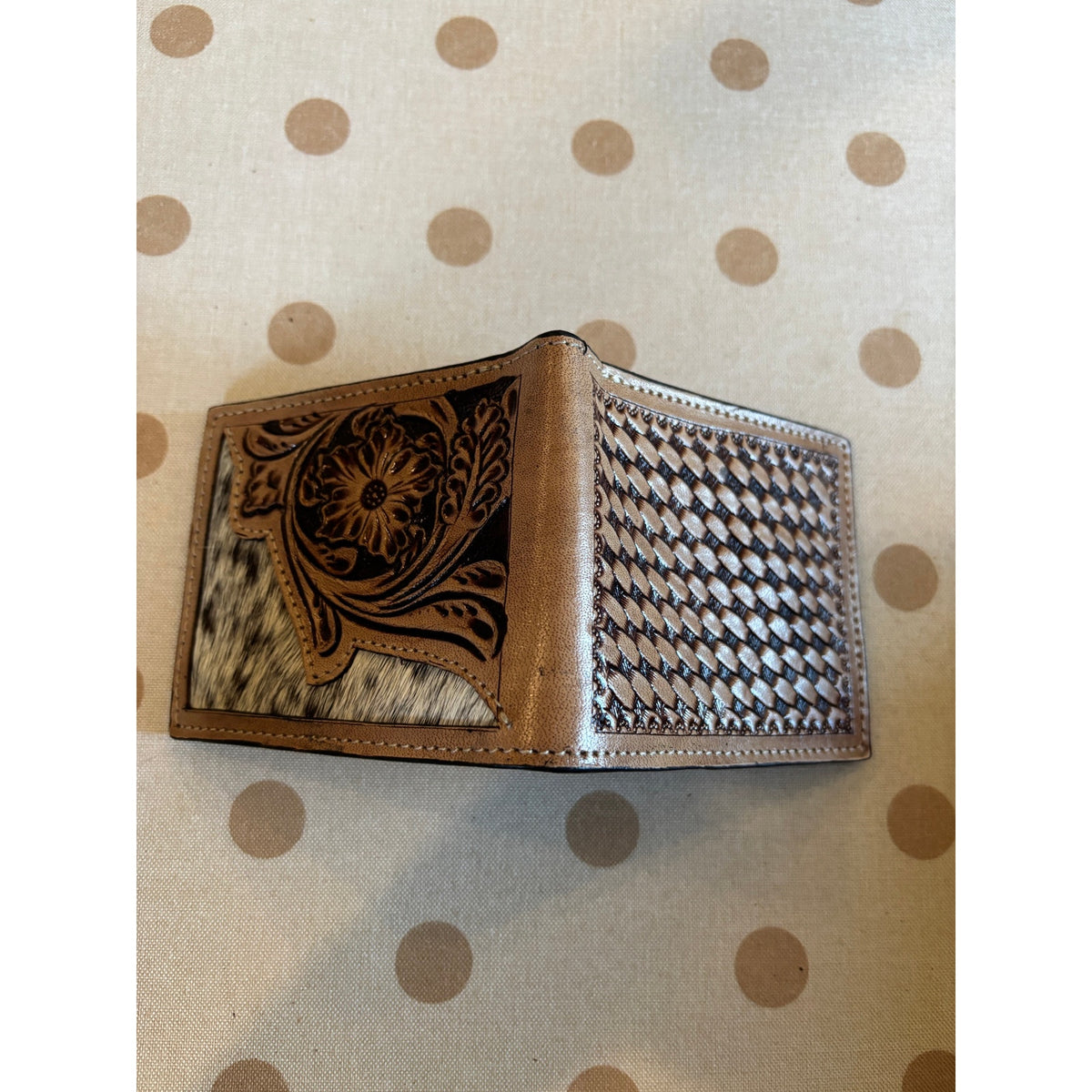 Cowhide Leather Tooled Men’s Western Bifold Western Wallet