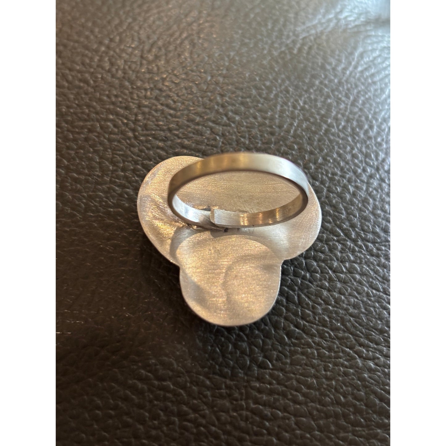 Kingman Mojave Turquoise Ring 3 large stones in Silver