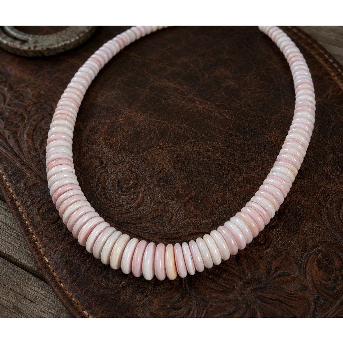 Pink Conch Shell Graduated Disc Bead Necklace | Western Statement Necklace 16"