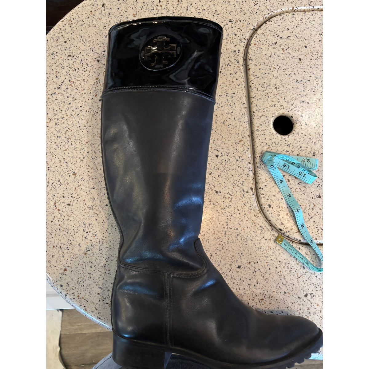 Tory Burch Woman’s Black Logo Riding Boots. Beautiful and Classy Size 8.5 M