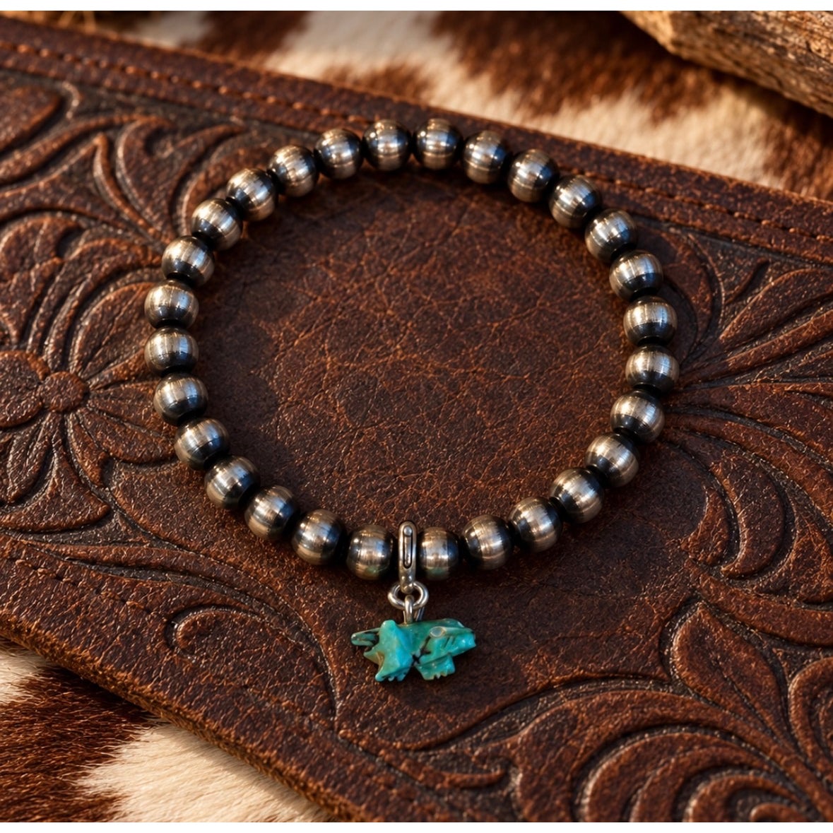 Title: Hand-Carved Kingman Turquoise Frog Charm Sterling Silver 4mm Pearl Bracelet – 5"