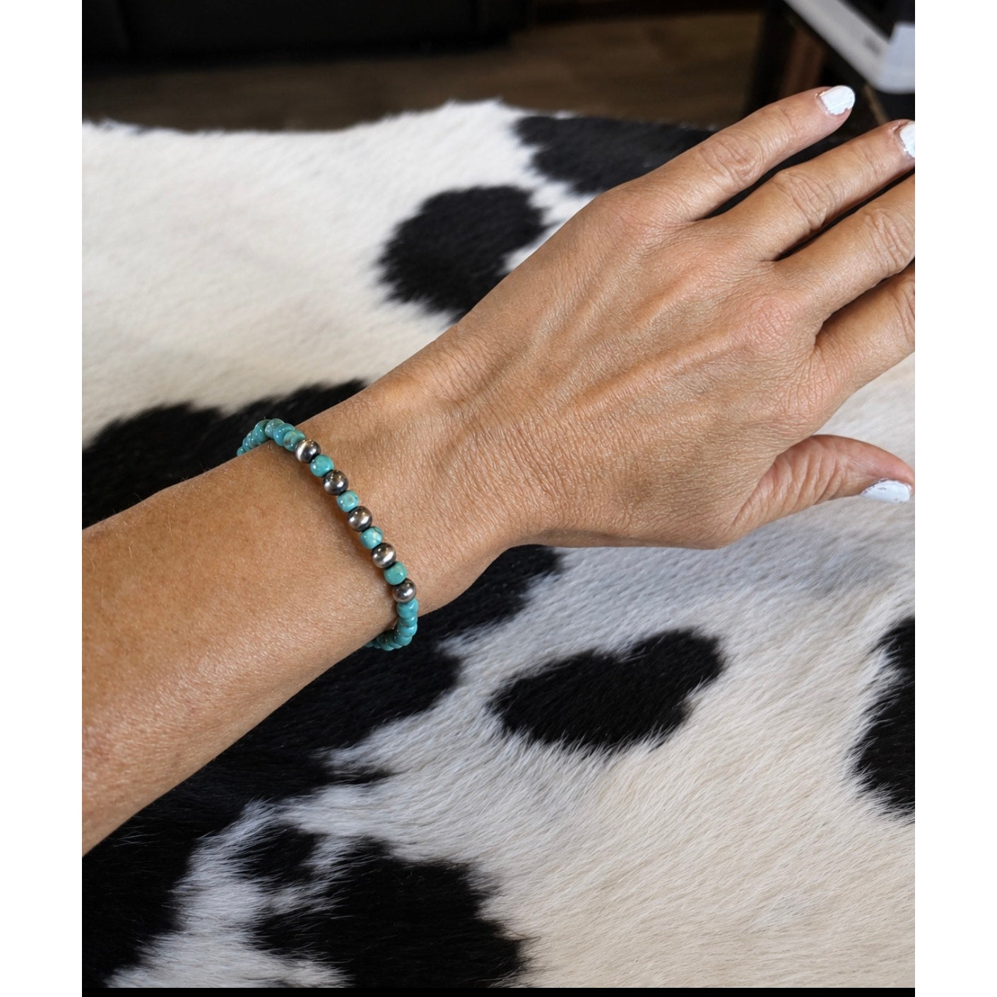 Turquoise and Silver Beaded Bracelet size 6