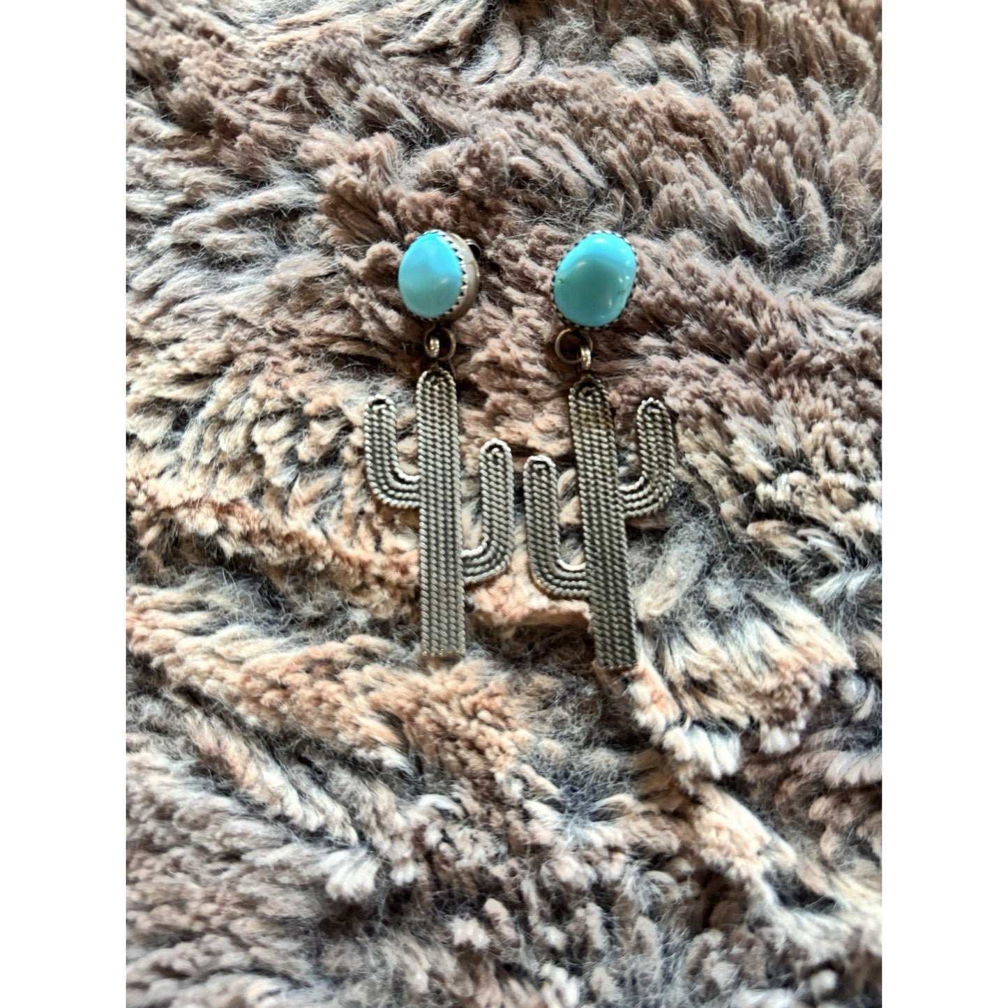 Kingman Turquoise Sterling Silver Dangle post Earrings Navajo Style Drop 925