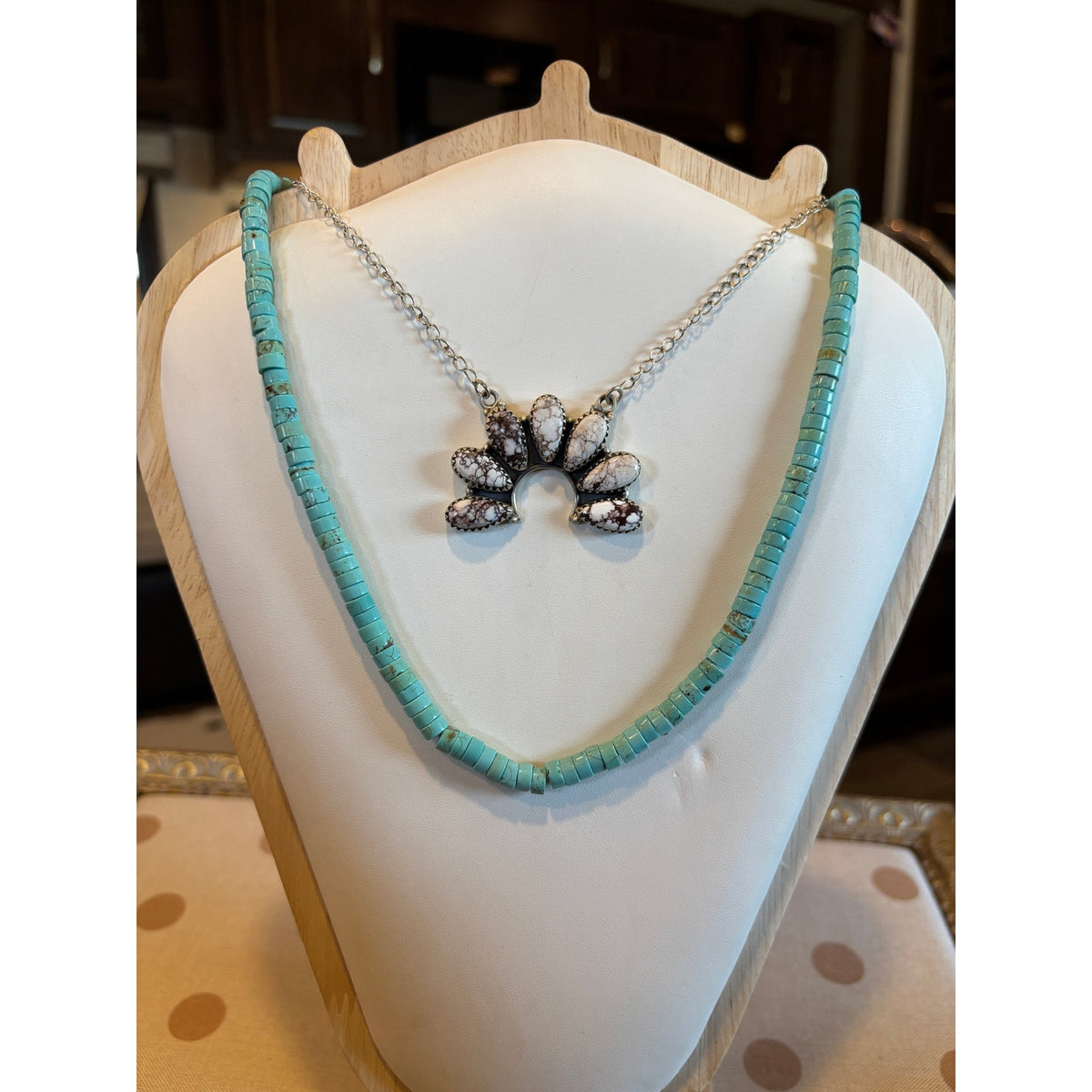 Large Wild Horse Half Cluster Necklace Sterling Silver | Southwestern Naja