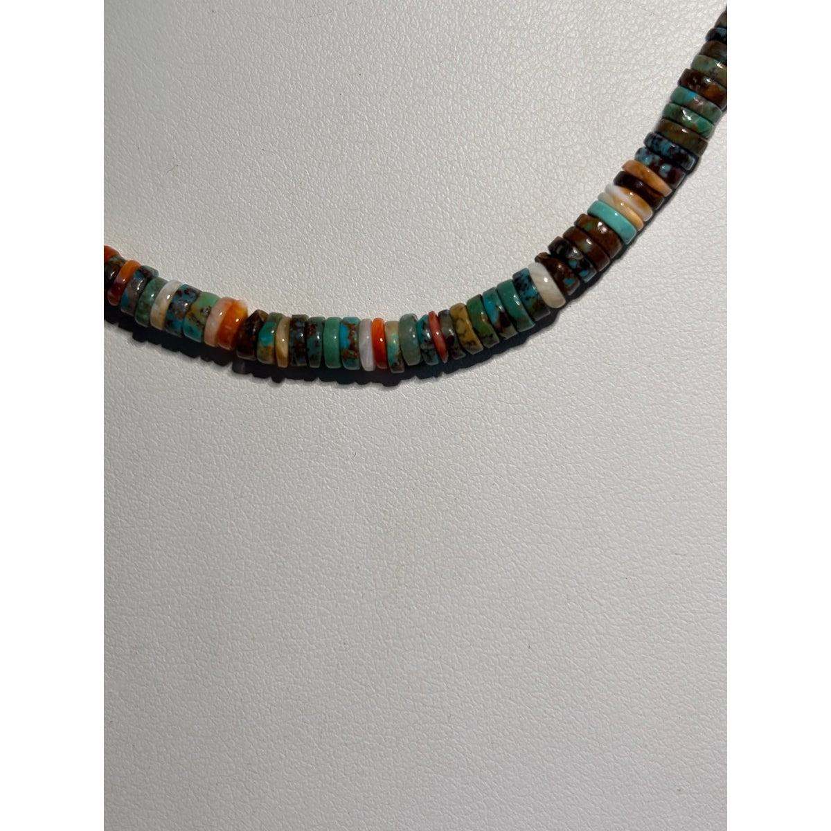 Spiny Heishi 16” Necklace paired with a Mohave Spiny Oyster 20" in Copper