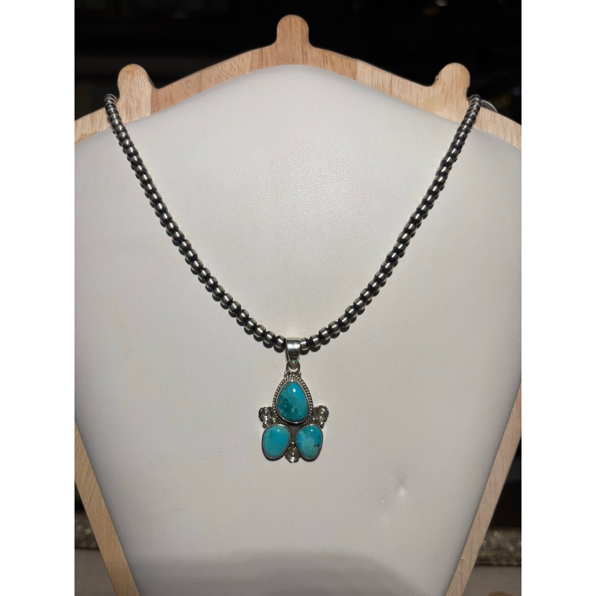 Kingman Turquoise Sterling Silver Pendant-16" Pearl Necklace
