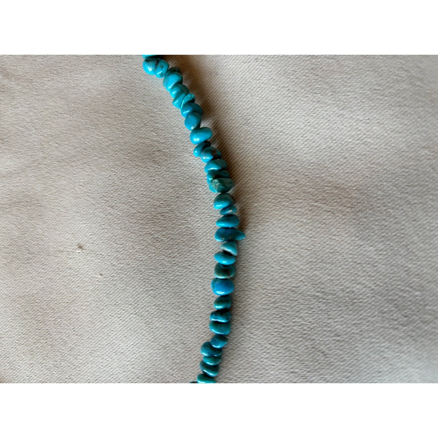 Turquoise polished stone necklace. 18”