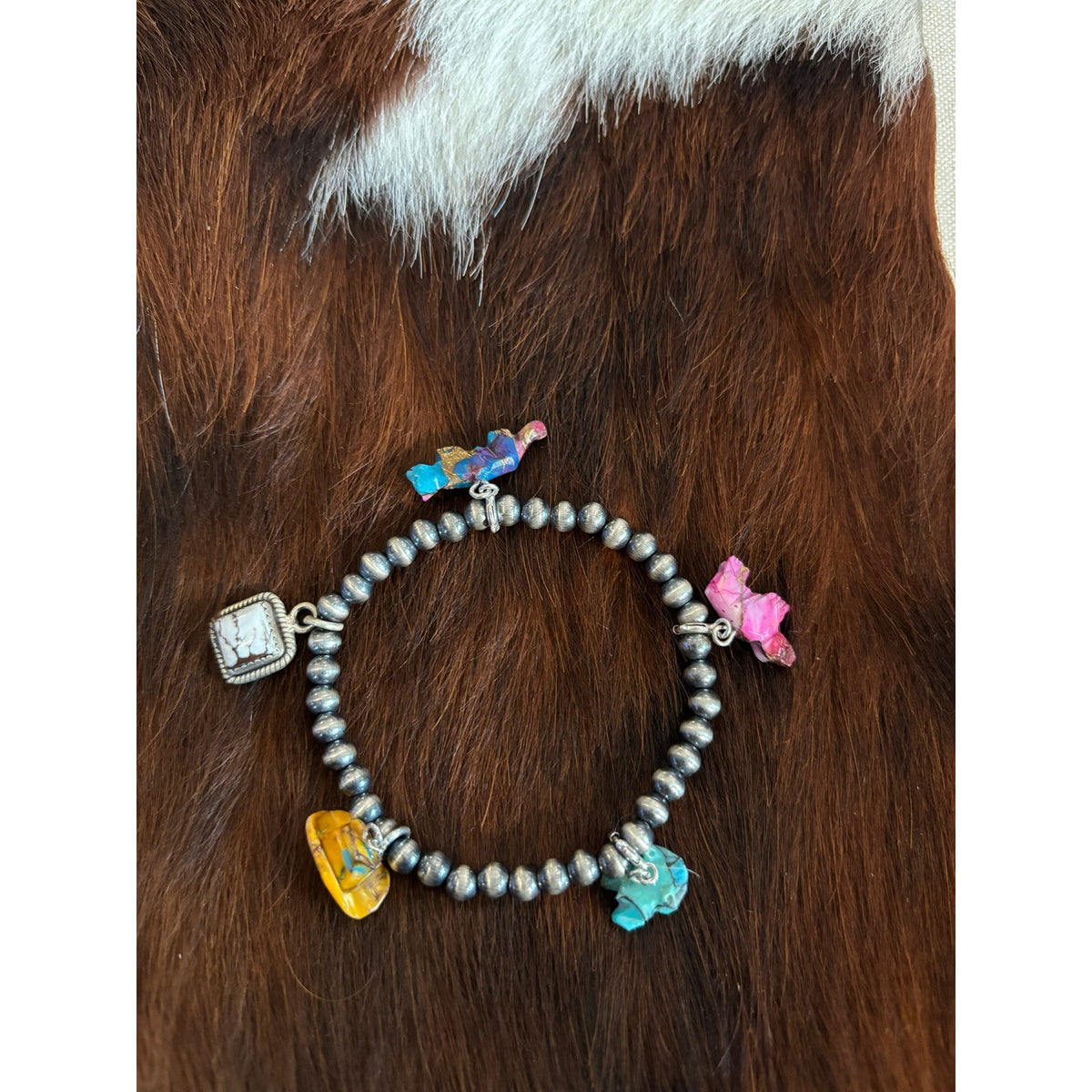 Sterling Silver Pearl Bead Bracelet with Hand-Carved Turquoise Charms – 5mm, 7 Inch