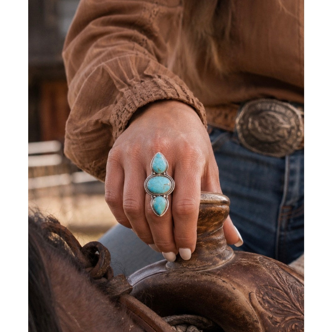 Number Eight Turquoise Three large stones Crawler Ring