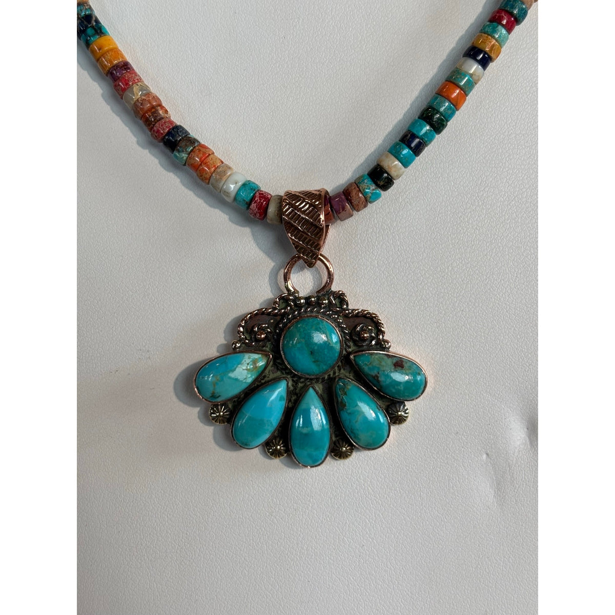 Mojave Turquoise Copper Fan Pendant Heishi Necklace – 18"