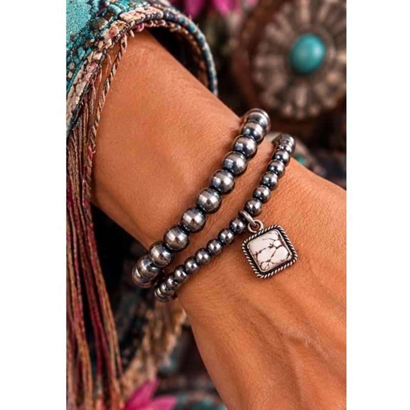 5mm Sterling Silver Pearl Bead Bracelet with White Horse Turquoise Charm – Adjustable 7–8"