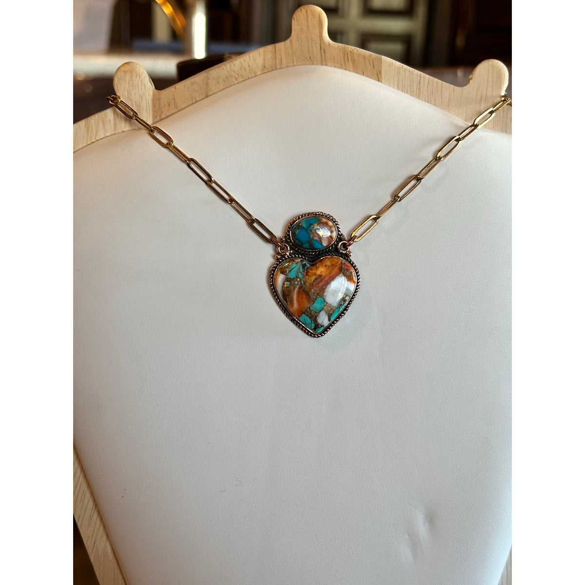 Spiny Heishi 16” Necklace paired with a Mohave Spiny Oyster 20" in Copper